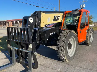 New | in-Stock 2023 JLG 742 Telehandlers New York US | United Lift #1446462