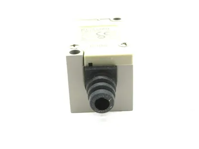 NEW OMRON HL-5300G LIMIT SWITCH HL5300G