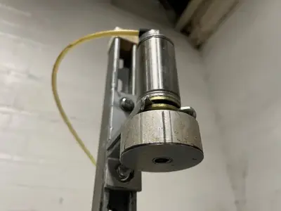 Pneumatic Cap Torquer