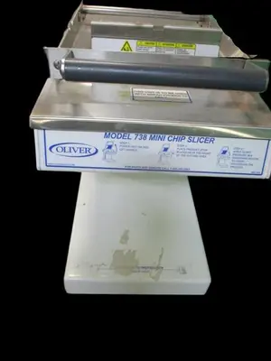 USED OLIVER 738