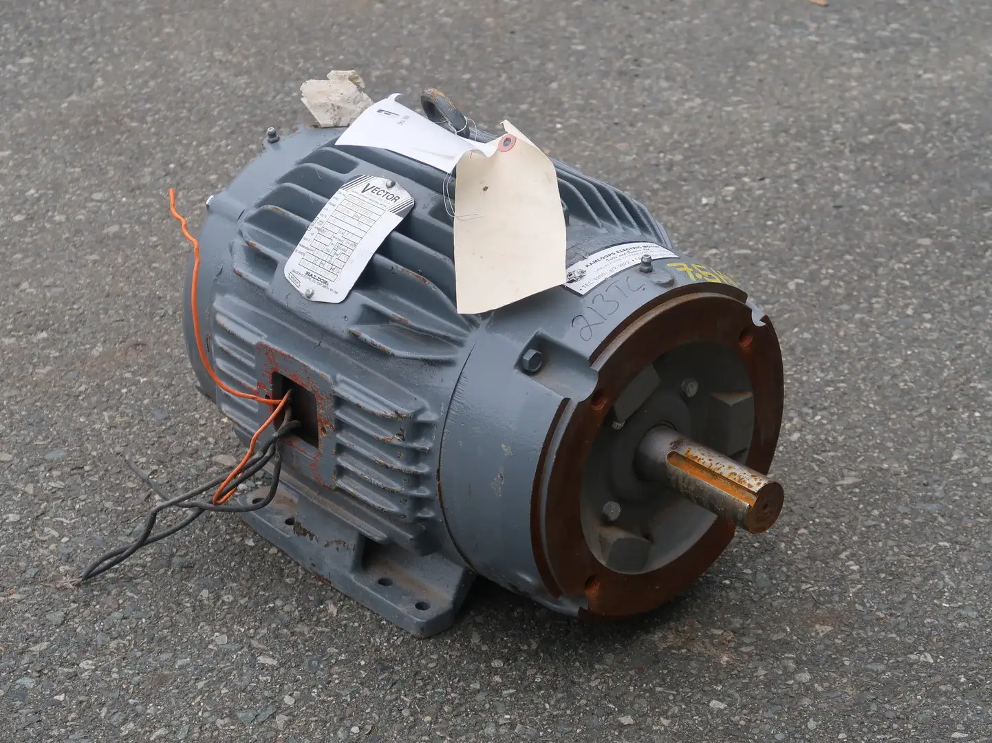 USED VECTOR ZDM3770T-5