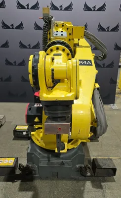 USED 2005 FANUC R2000IA/165F