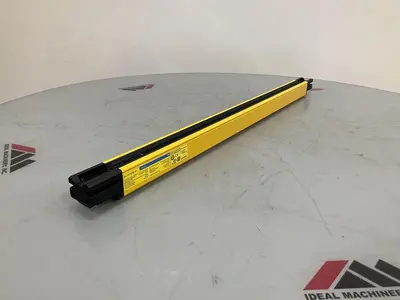 USED KEYENCE SL-V79FM-R