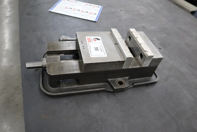 Used KURT WORKHOLDING SOLUTIONS D-60 Vises Minnesota US | Machinesused.com #1505733