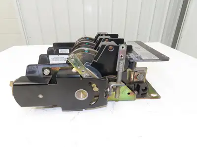 Allen Bradley 1494V-DS400 Safety Disconnect Switch 400A 600V 125HP 3Ph