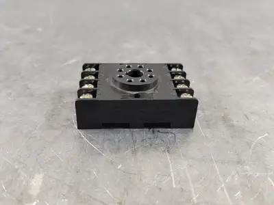 USED IDEC SR2P-06