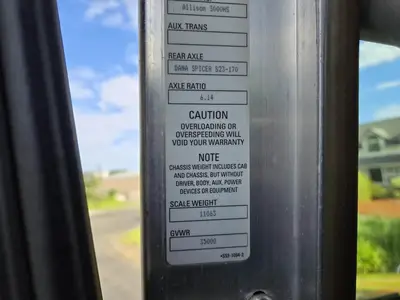USED 2014 KENWORTH T370