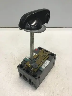 USED GE TED136050 / DISCONNECT