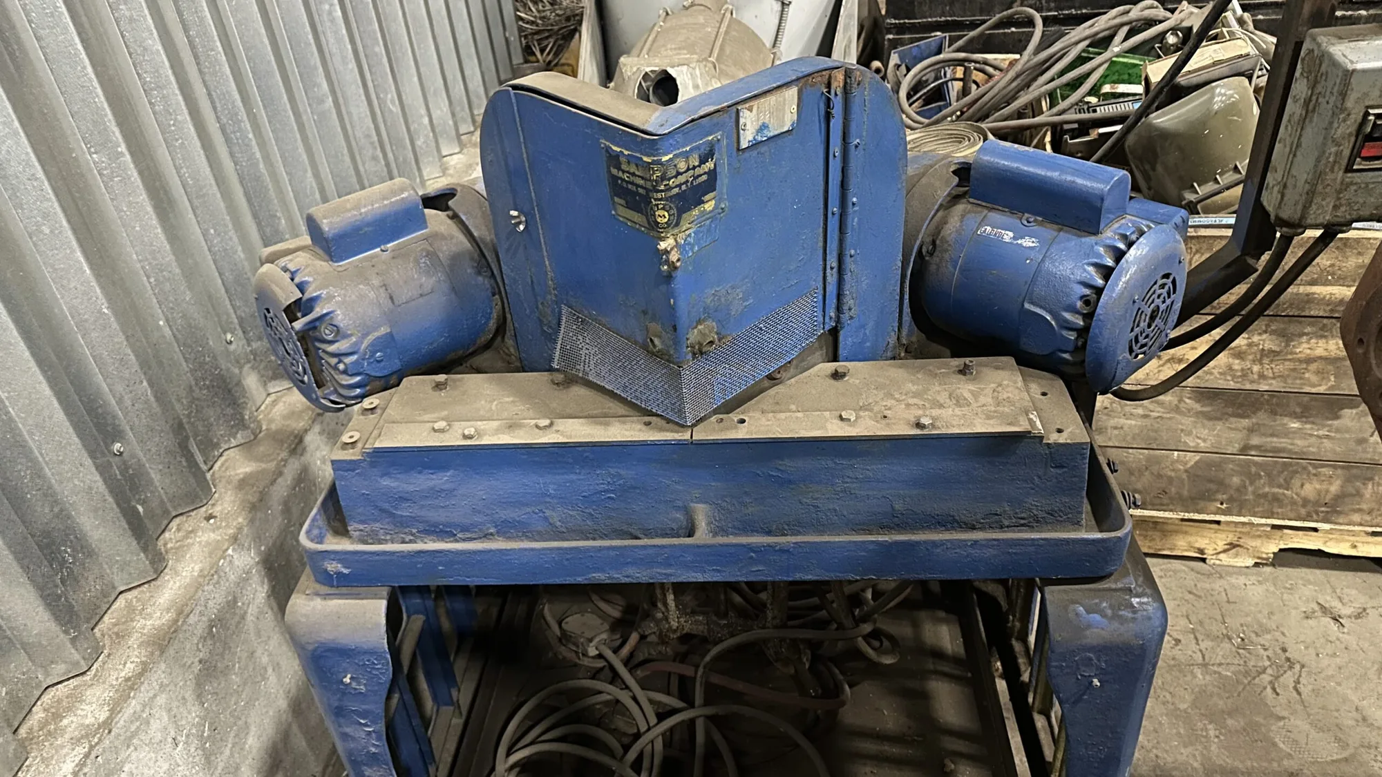 Used _UNKNOWN_ _UNKNOWN_ Double Miter Saws Quebec CA | Machineco #1366639