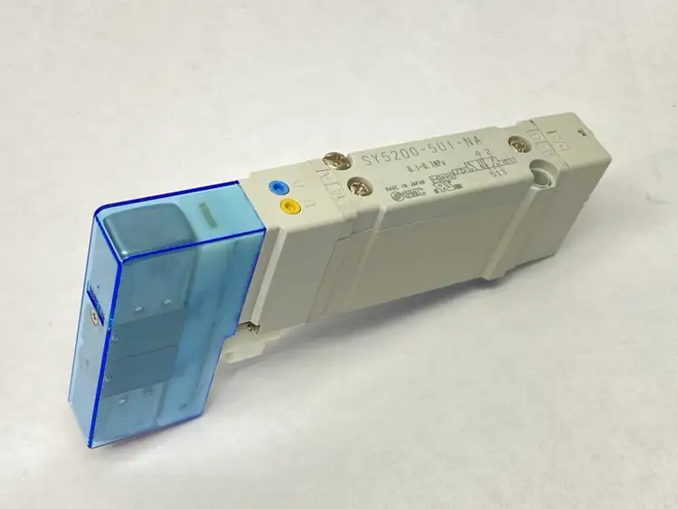 Used SMC PNEUMATIC SOLENOID VALVE 5 PORT 24VDC Solenoid Valves Michigan US | Maverick Industrial Sales #1089075