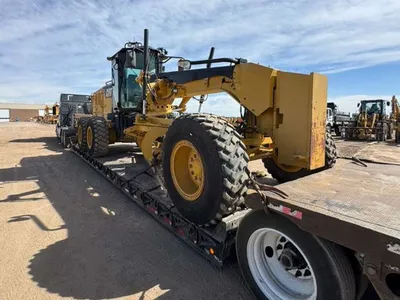 2015 Caterpillar 140M3