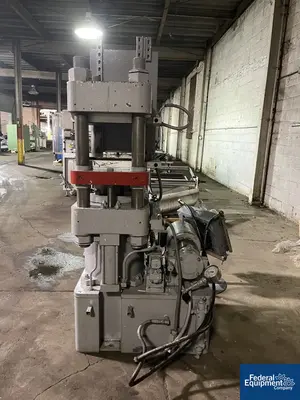 17" x 18" Racine Hydraulic Press