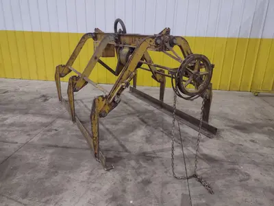 10,000 LBS X 96" CF ADJUSTABLE PLATE & SHEET LIFTER: STOCK #22326