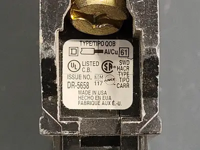USED SQUARE D QOB120