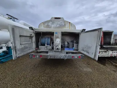 Used 2006 STERLING L9500 Automotive Equipment British Columbia CA | Lenmark #266457