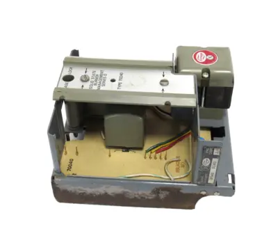 USED FIREYE 70D40 BURNER CONTROL SER. D