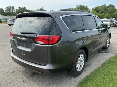 USED 2020 CHRYSLER VOYAGER