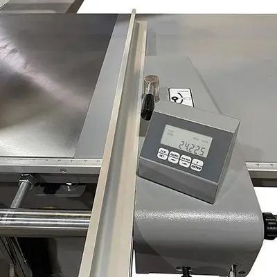 Maksiwa Sliding Panel Saw Platinum - BMP.3200.IR - 10 foot - 7.5HP / 3 Phase