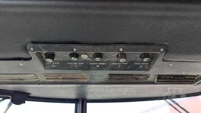 USED 1974 JOHN DEERE 4030