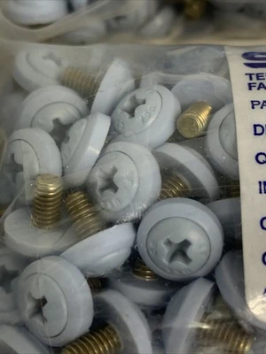 NEW Stake Fastener MPS4M8DS32BL
