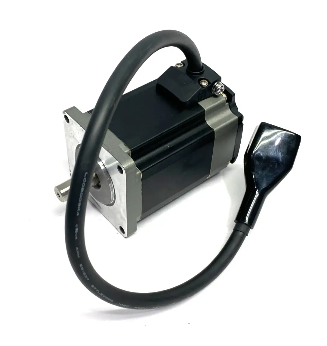 Used ORIENTAL MOTOR CLOSED LOOP STEPPER MOTOR DC INPUT 2.36 IN. (60 MM) Motors (misc) | Maverick Industrial Sales #1102648