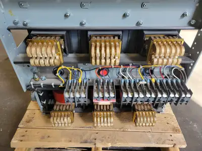 Used FEDERAL PIONEER 50H3 Switchgears British Columbia CA | Lenmark #1427012