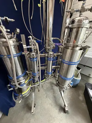 Dual Rack Turnkey Hydrocarbon Extraction System