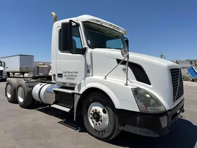 Used 2011 VOLVO VNL64T300 Conventional trucks California US | Ben Kaplan Equipment #1250886