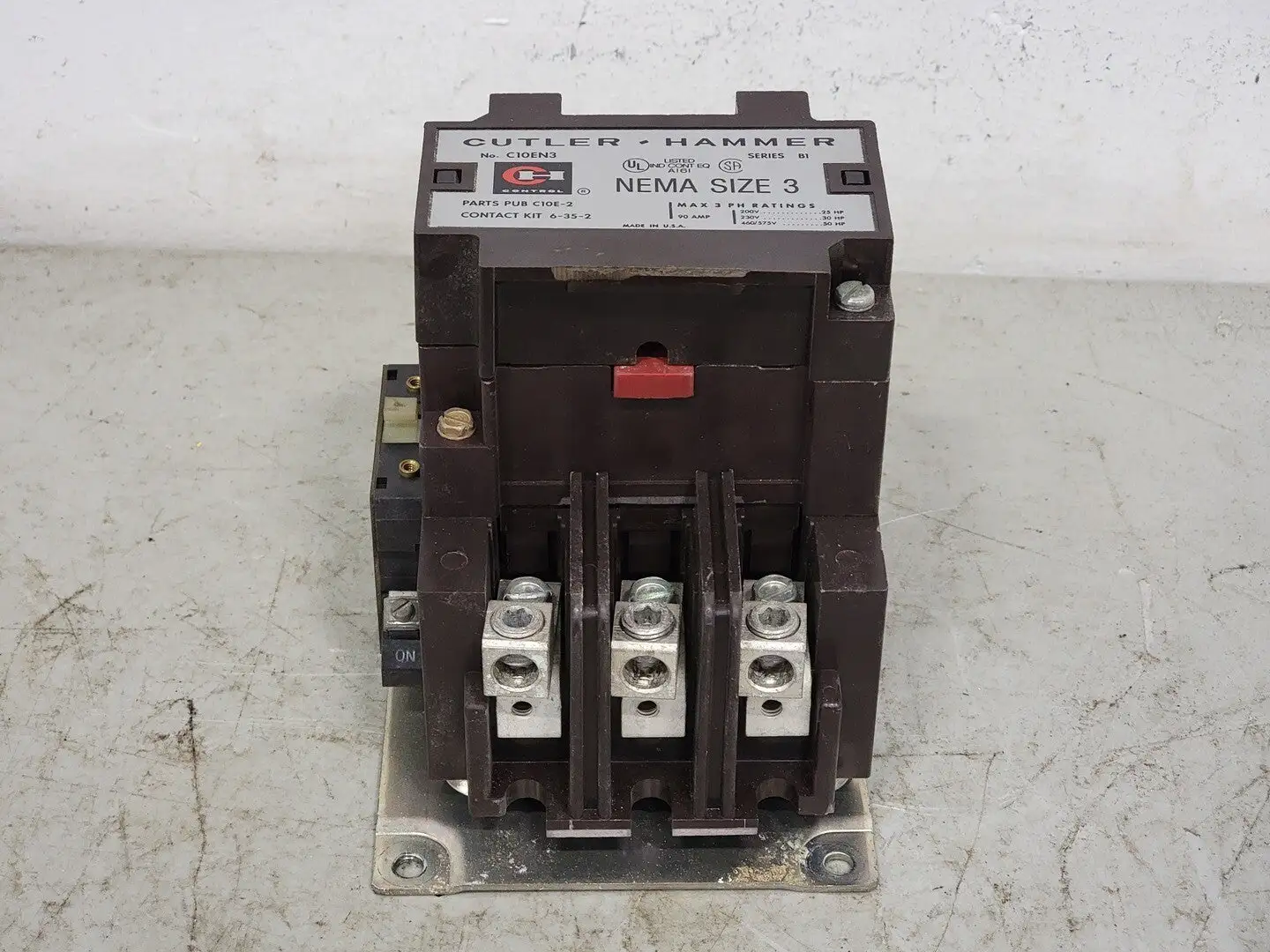 USED CUTLER-HAMMER C10EN3
