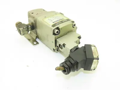 SMC VNH233A High Pressure Coolant Valve 3/8" RC 7MPa 1000psi
