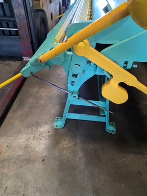 Used CHICAGO W37 Box & Pan Brakes including Finger California US | Sterling Machinery Exchange #1467009