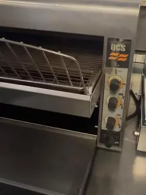 QCS Commercial Conveyor Toaster