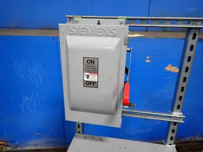 USED EGS ELECTRICAL GROUP T6H30S