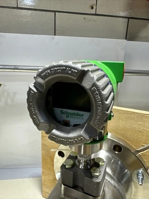 NEW Schneider Electric 84CF060-TPRF1SNSTJFN