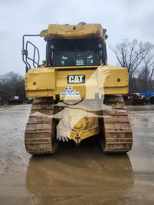USED 2016 CATERPILLAR D6T XL