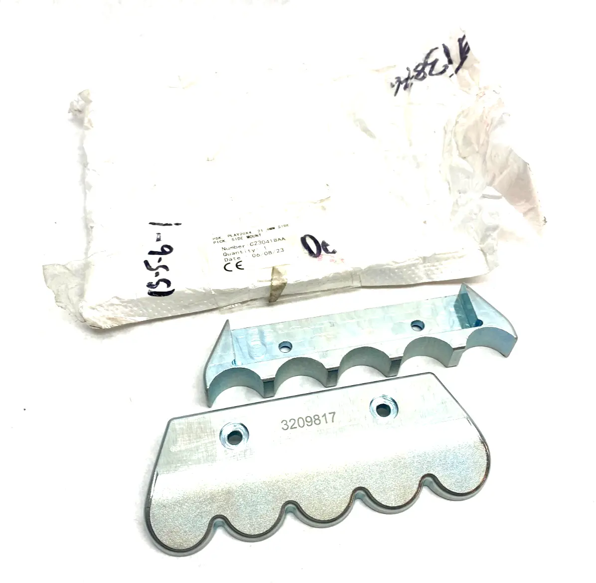 New | in-Stock MAGSWITCH PLAY20X4 POLE SHOE KIT PKS, 21.4MM SIDE PICK, SIDE MOUNT Misc Industrial Equipment | Maverick Industrial Sales #1102629
