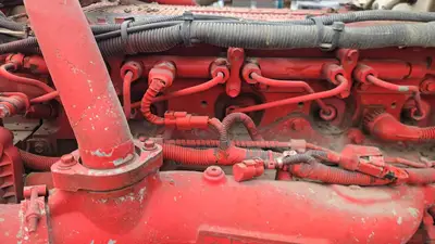 USED 2013 PETERBILT 386