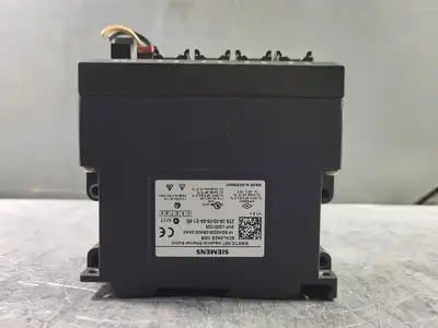 USED SIEMENS 6GK5208-0BA00-2AA3