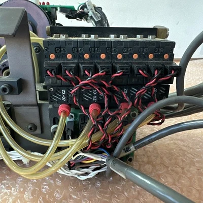 USED Universal Instruments 44295103