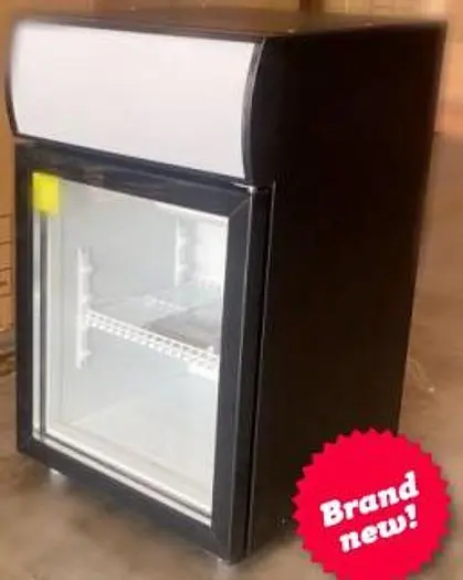 Counter top impulse glass door merchandizer