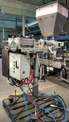 Twin  double head liquid filler 4 us gall 1.5 lit #1090