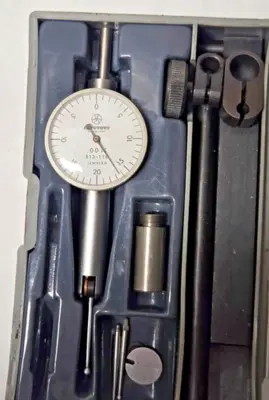 Mitutoyo .001" 513-118 JEWELED Test Dial Indicator Set