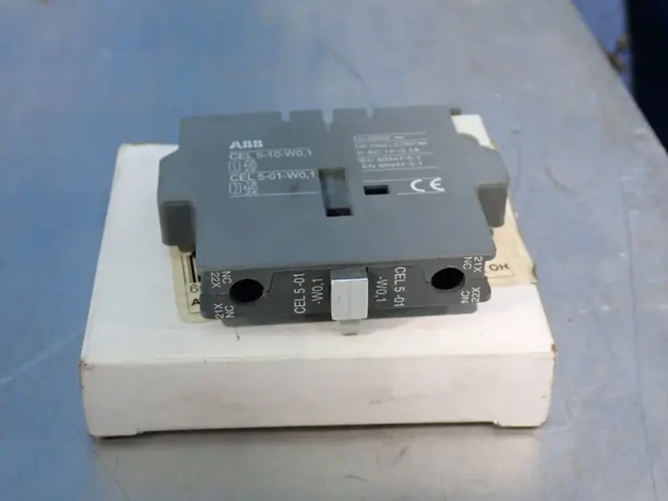 Used ABB CEL 510WO,1 Contact Blocks Ohio US | HGR 24 #907486