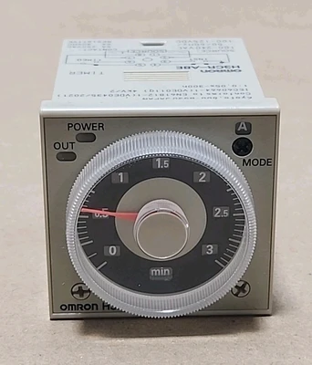 NEW Omron H3CR-A8E
