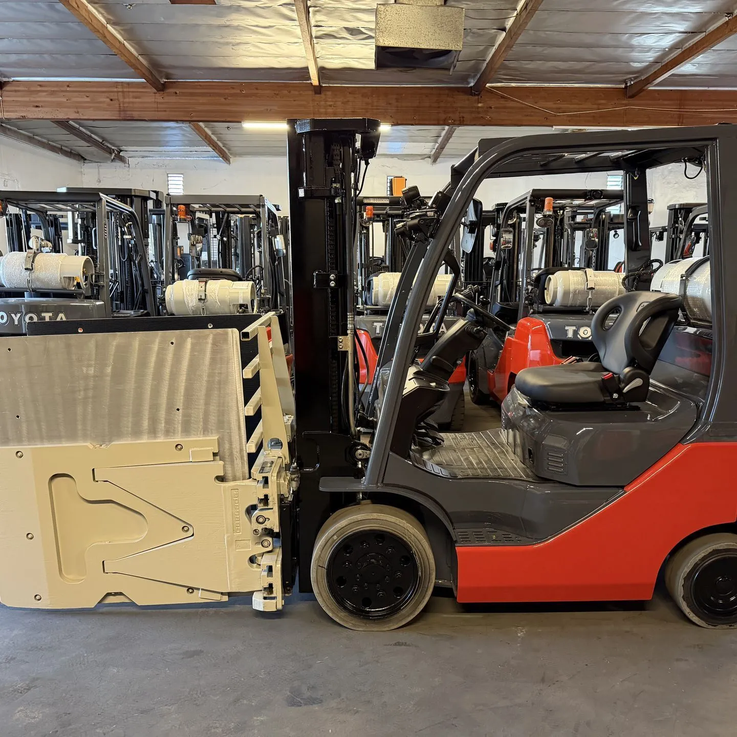 USED 2020 TOYOTA 8FGCU25