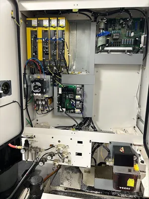 2003 FANUC ROBODRILL ALPHA T21IDL Drilling & Tapping Centers | Global Machine Brokers, LLC (9)