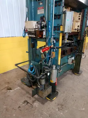 Used AZIMUTH _UNKNOWN_ High Speed Production Presses Ohio US | Yoder Brothers machinery #91131