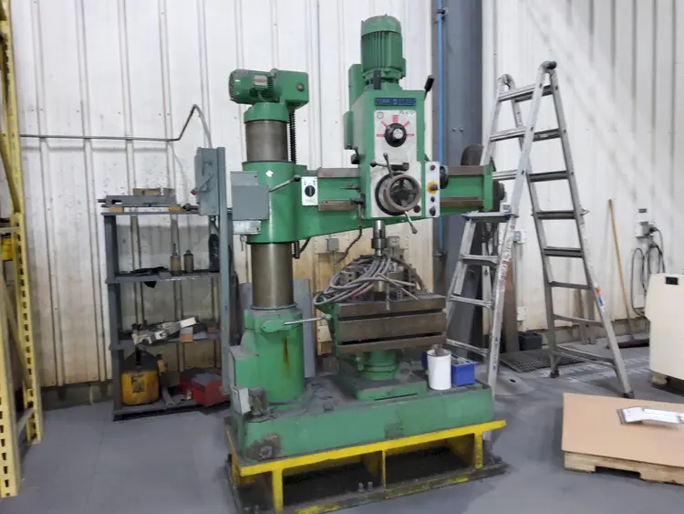 Used WILLIS-BERGO _UNKNOWN_ Radial Drills Ohio US | Yoder Brothers machinery #1081844