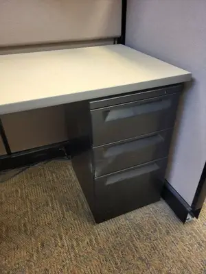 Herman Miller Three-Person Work Station Cubicle 120° with Acoustic Panels & Roll-Top Desk Wall Unit