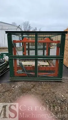USED CUSTOM BUILT PALLET CONVEYOR LINE